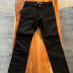Black Carhartt straight fit work pants. Size 31x30.